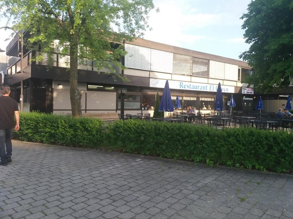 Restaurant El Greco Hostel Gundelfingen an der Donau Exterior foto