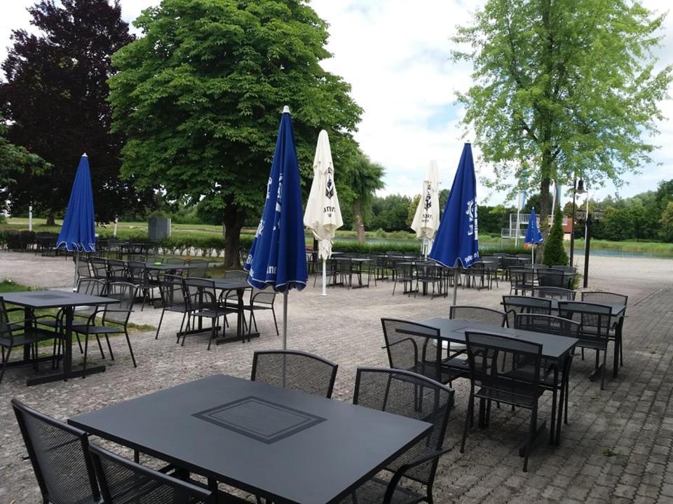 Restaurant El Greco Hostel Gundelfingen an der Donau Exterior foto